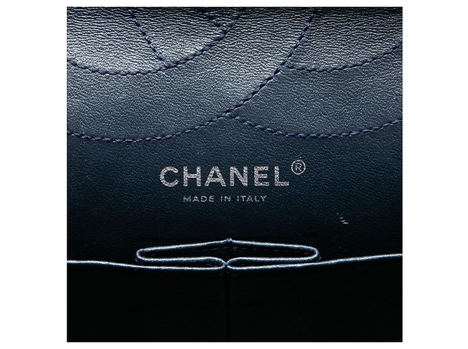 Chanel Blue Quilted Patent Reissue 2.55 Double Flap 227 Blau Marineblau - Ansicht 5