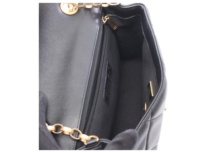 Timeless Chanel Matelassé Small Flap Schultertasche Schwarz - Ansicht 3
