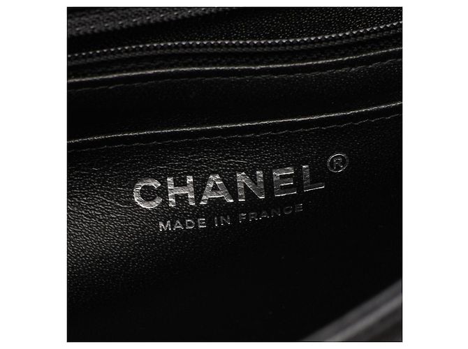 Bolso de hombro Chanel Mini Matelassé Negro - vista 4