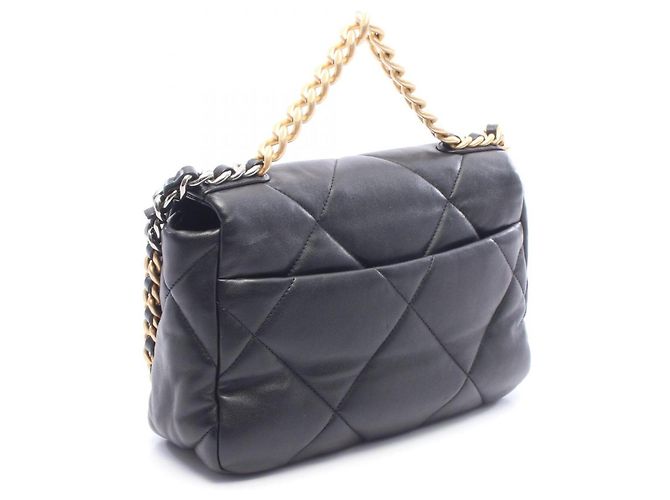 Chanel 19 Dixneuf Matelassé 2-Way Shoulder Bag Black - view 2
