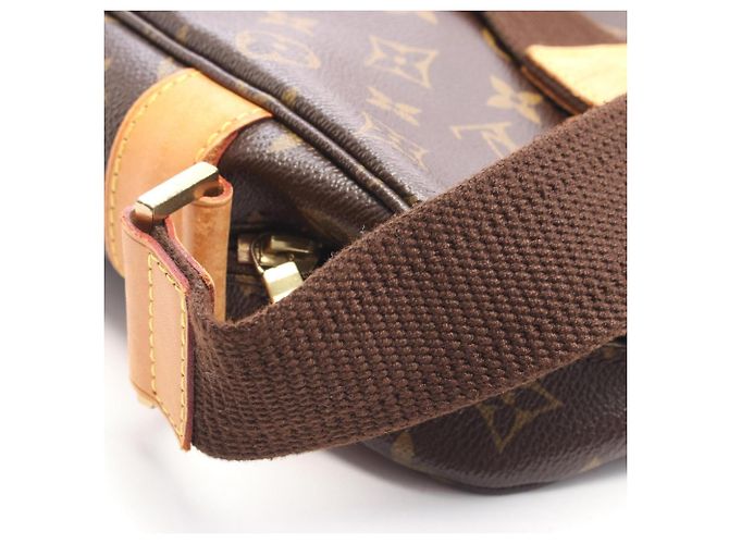 Louis Vuitton Sac Bosphore Handbag Marrone - vista 12