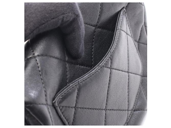 Bolsa de Ombro Chanel Mini Matelassé com Alça de Mão Preto - vista 6