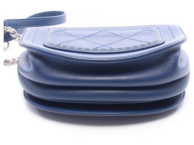 Bolso de hombro mini redondo Chanel Matelassé Coco Eyelet Azul - vista 9