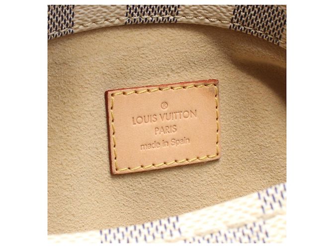 Borsa a tracolla Louis Vuitton Artsy MM Bianco - vista 4