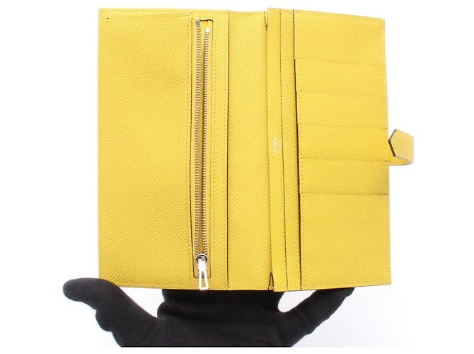 Hermès Hermes Bearn Soufflé Bi-fold Long Wallet Yellow - view 3