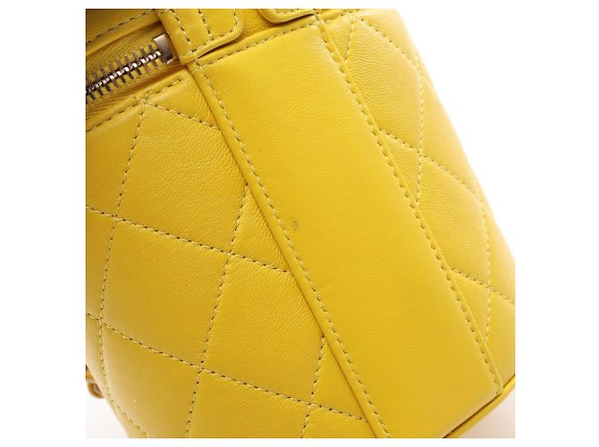 Chanel Matelassé Vanity Schultertasche Gelb - Ansicht 6