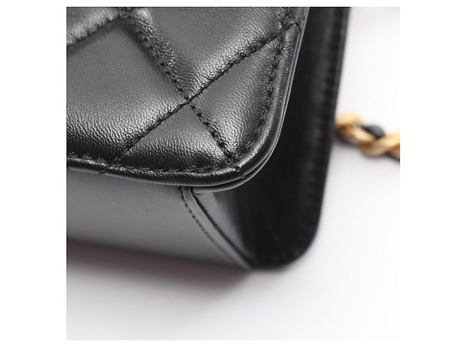 Chanel Matelassé Schultertasche Schwarz - Ansicht 8