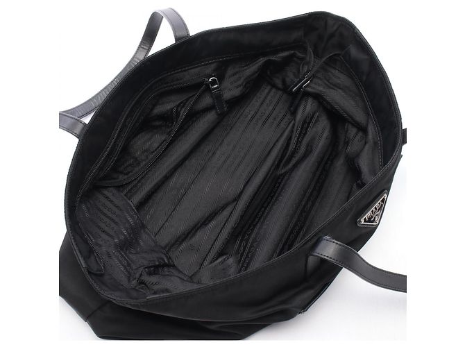 Sac Cabas Prada VELA Noir Nylon et Cuir - vue 3