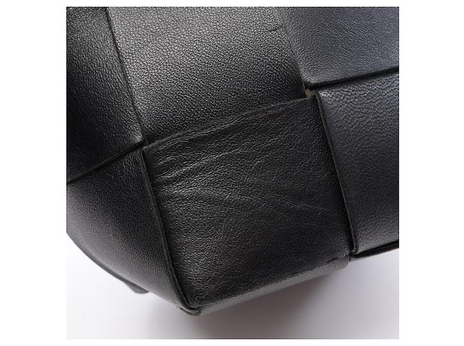 Bottega Veneta Cassette Mini Crossbody Bucket Shoulder Bag Nero - vista 5