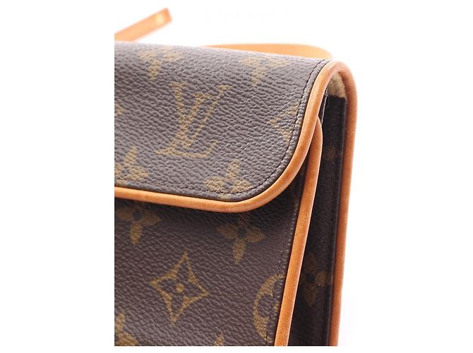 Louis Vuitton Pochette Florentine Waist Bag Marrone - vista 12