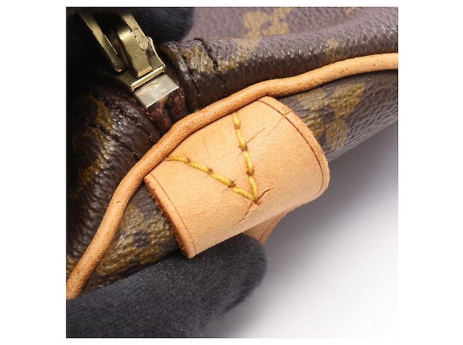Bolso Boston Louis Vuitton Keepall 50 Castaño Monograma - vista 11
