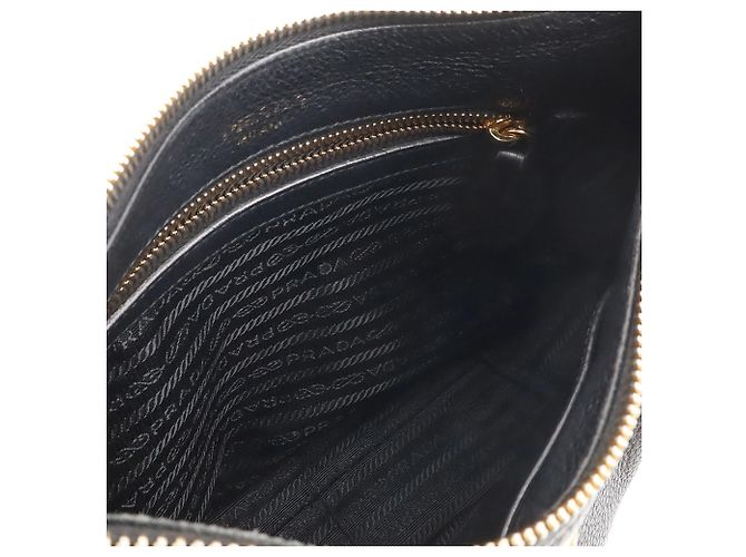 Prada Schultertasche aus gestreiftem Leder Schwarz - Ansicht 7