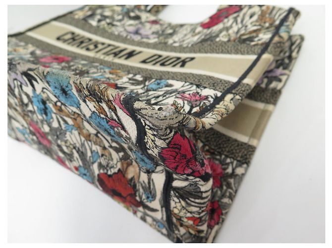 BORSA A MANO CHRISTIAN DIOR BOOK TOTE MEDIUM IN tela MILLE FLEURS CABAS BAG Bianco - vista 13