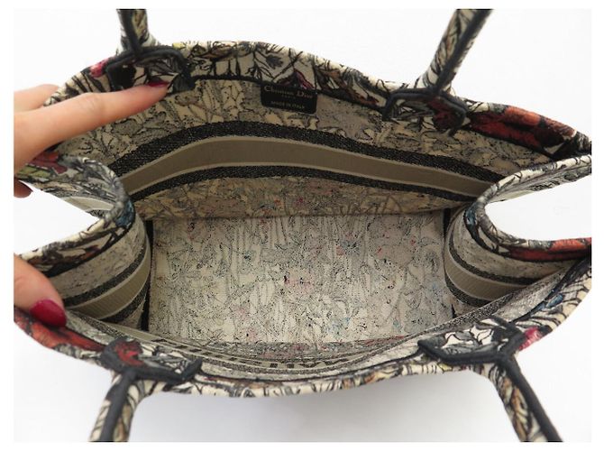 BORSA A MANO CHRISTIAN DIOR BOOK TOTE MEDIUM IN tela MILLE FLEURS CABAS BAG Bianco - vista 9