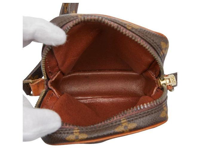 Louis Vuitton Mini Danube Crossbody Bag Brown - Ansicht 9