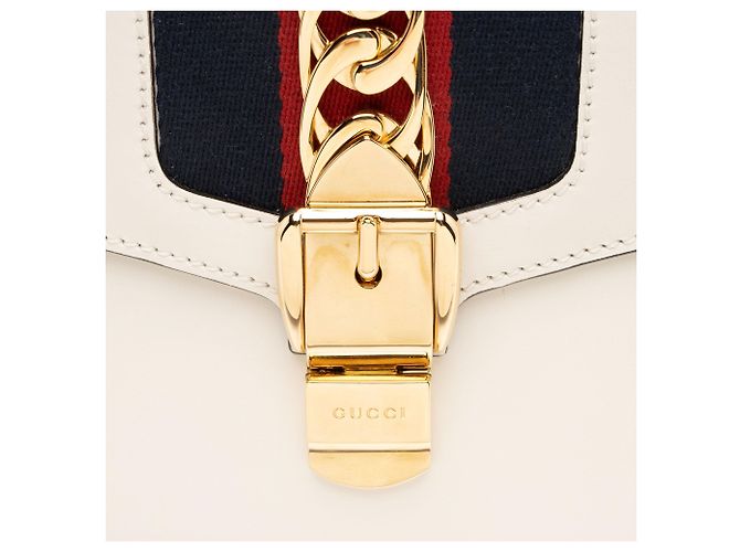 Borsa a tracolla piccola Gucci Leather Sylvie Bianco - vista 9
