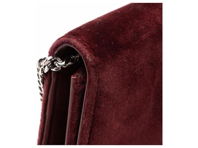 Autre Marque Portafoglio a catena Saint Laurent Kate in velluto con monogramma in cristalli e nappe Rosso - vista 10