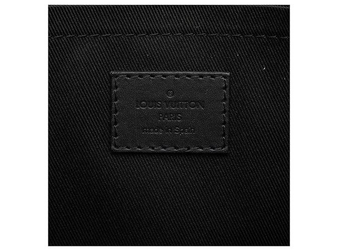 Louis Vuitton Pochette Discovery GM Monogram Shadow Clutch Preto - vista 7