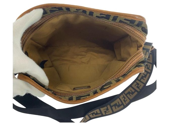 Fendi Zucca Nylon Schultertasche Mehrfarben - Ansicht 9