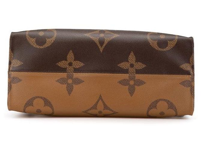 Sacola Louis Vuitton OnTheGo GM Marrom - vista 3