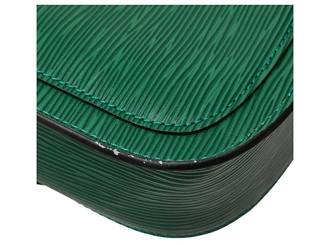 Bolso bandolera Louis Vuitton Epi Mini Sancleu Verde - vista 7
