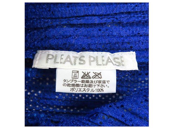 Issey Miyake PLEATS PLEASE Cardigan
Polyester Cardigan Blau - Ansicht 7
