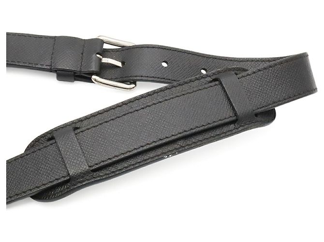 Borsa a tracolla Louis Vuitton Taiga Roman MM Nero - vista 6