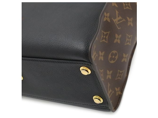 Sac à main Louis Vuitton Monogram On My Side MM Noir - vue 4