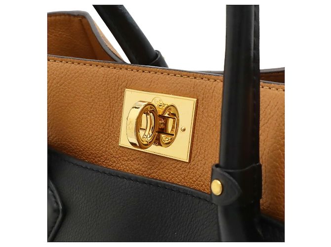 Sac à main Louis Vuitton Monogram On My Side MM Noir - vue 9