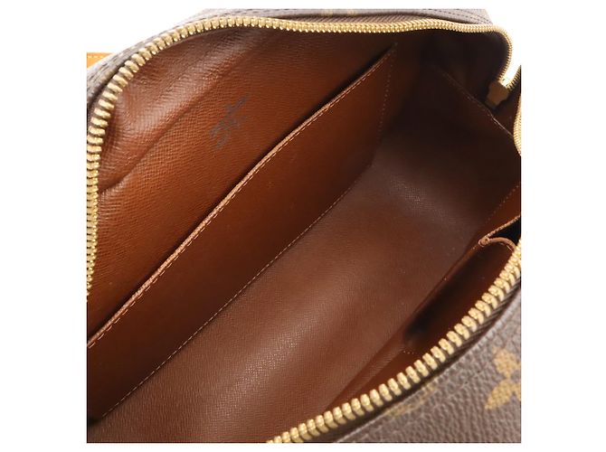 Bolso de hombro Louis Vuitton Monogram Cite MM Castaño - vista 7