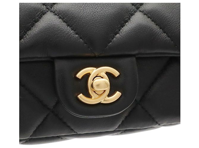 Bolsa de Ombro Chanel Matelassé com Corrente Preto - vista 8