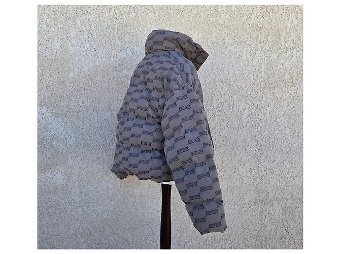 Casaco acolchoado Balenciaga Monograma BB Marrom - vista 5