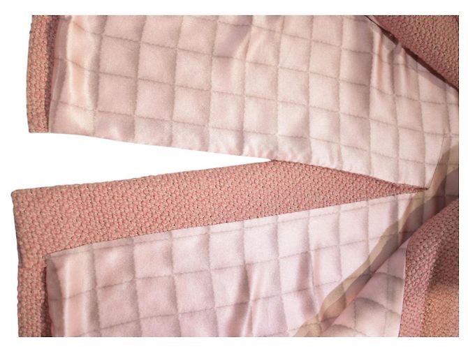 Timeless Chanel 00A Abrigo Largo Bouclé Rosa - vista 13