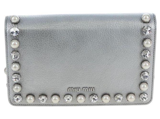Miu Miu Schultertasche mit Kette aus Leder Silber authentisch 204916M - Ansicht 13