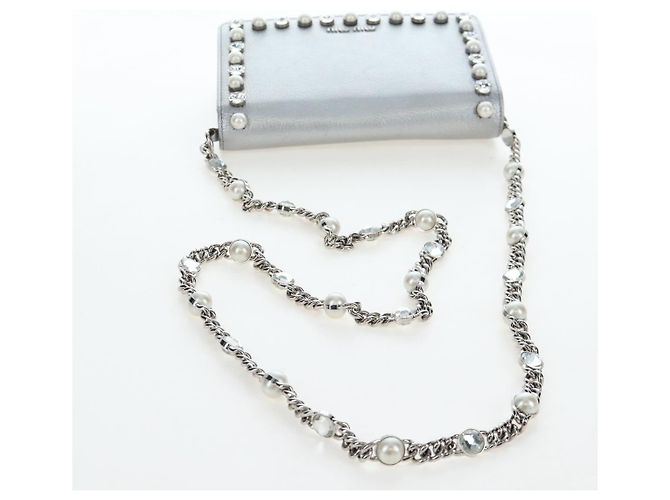 Miu Miu Schultertasche mit Kette aus Leder Silber authentisch 204916M - Ansicht 7