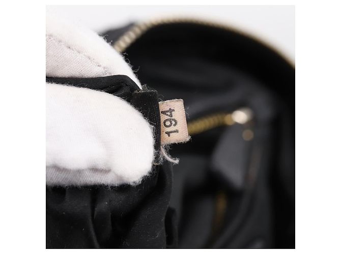 Bolsa Miu Miu em couro preto e dourado Auth 206226 - vista 40