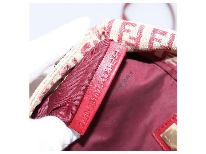 Borsa a tracolla FENDI Zucchino Canvas Mamma Baguette Rosso Oro 8BT075 Auth 206235 D'oro - vista 12