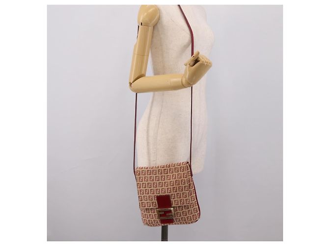Borsa a tracolla FENDI Zucchino Canvas Mamma Baguette Rosso Oro 8BT075 Auth 206235 D'oro - vista 25