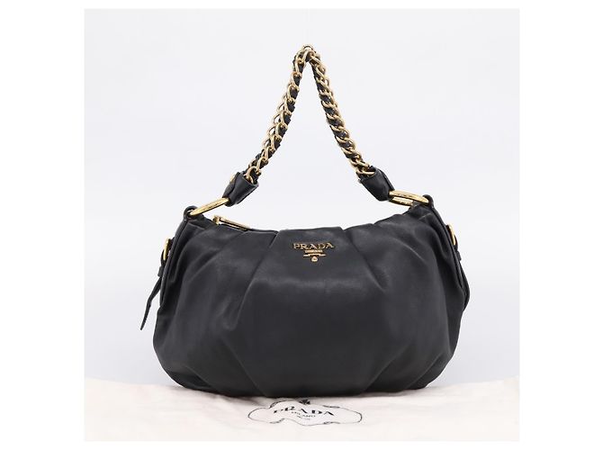 PRADA Schultertasche mit Kette aus Leder Schwarz Gold Auth 205977M Golden - Ansicht 12