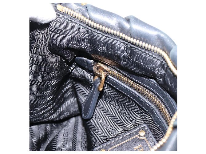 PRADA Schultertasche mit Kette aus Leder Schwarz Gold Auth 205977M Golden - Ansicht 22