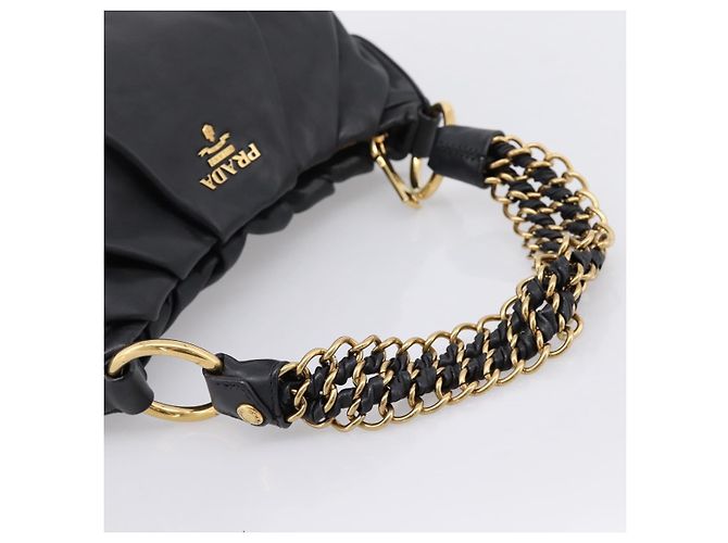 PRADA Schultertasche mit Kette aus Leder Schwarz Gold Auth 205977M Golden - Ansicht 7