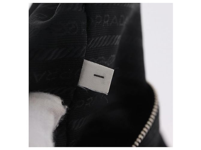 Sac à épaule PRADA Nylon Black Silver Auth mr3036A Noir Argenté - vue 10