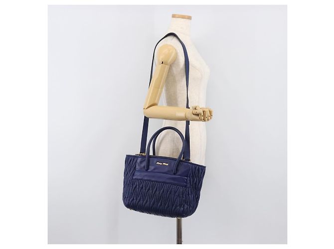 Borsa a mano Miu Miu Matelassé in pelle 2way Blu Tono Oro Auth BA15493V - vista 29
