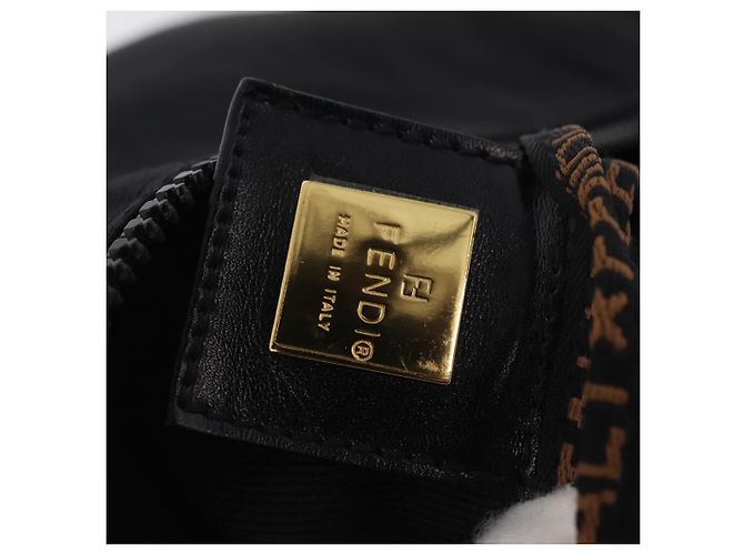 Borsa a tracolla FENDI Canvas Black Gold Tone Auth mr3048A Nero - vista 18