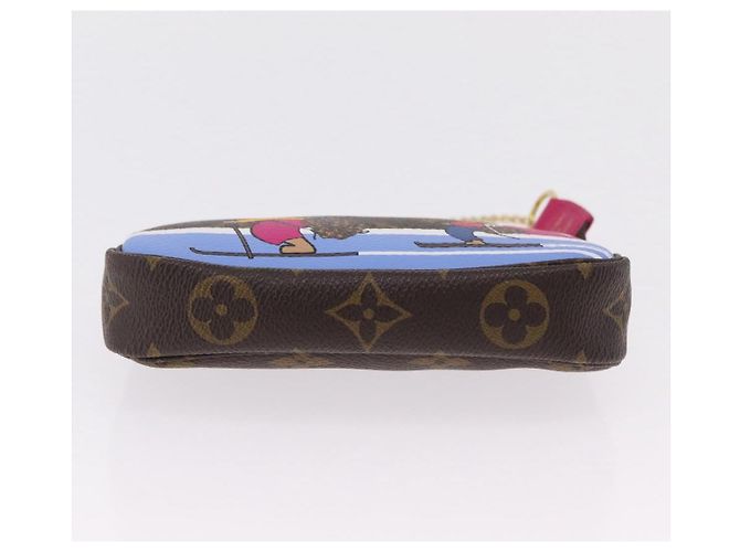 LOUIS VUITTON Ski Bear Mini Pochette Accessoires Pouch M67769 LV Auth ka6379M Monogramma - vista 5