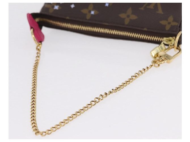 LOUIS VUITTON Ski Bear Mini Pochette Accessoires Pouch M67769 LV Auth ka6379M Monogramma - vista 7