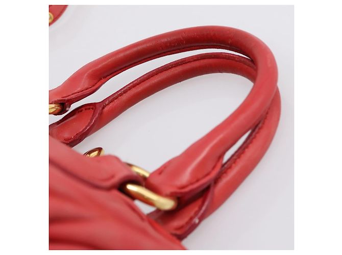 Borsa Miu Miu Matelassé in pelle 2way Rossa Oro Auth bs37398 Rosso D'oro - vista 14