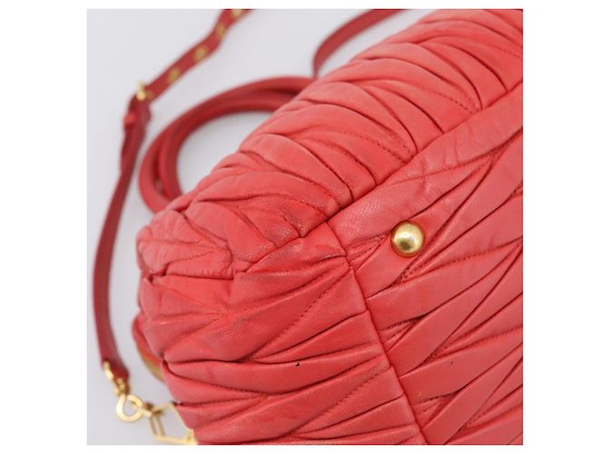 Borsa Miu Miu Matelassé in pelle 2way Rossa Oro Auth bs37398 Rosso D'oro - vista 17