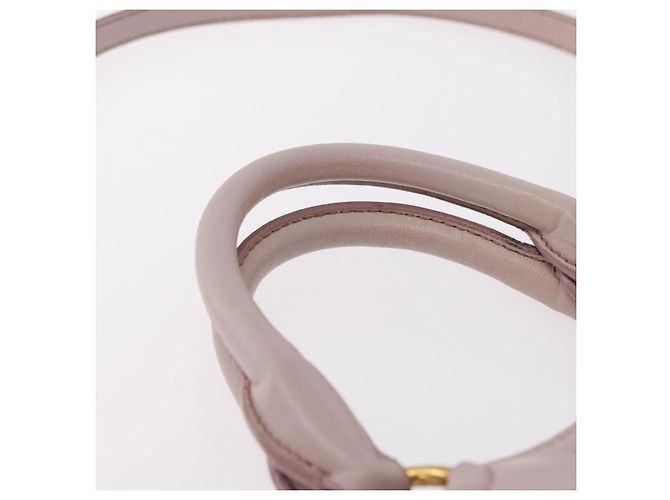 Borsa a mano Miu Miu Matelassé in pelle 2way Grigio Oro Auth 206108V Marrone D'oro - vista 14