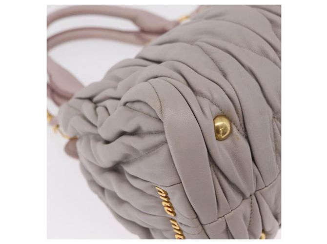 Borsa a mano Miu Miu Matelassé in pelle 2way Grigio Oro Auth 206108V Marrone D'oro - vista 16